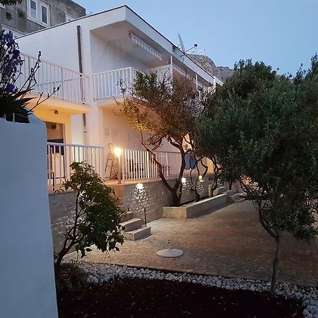 Apartments Santic Podaca Luaran gambar